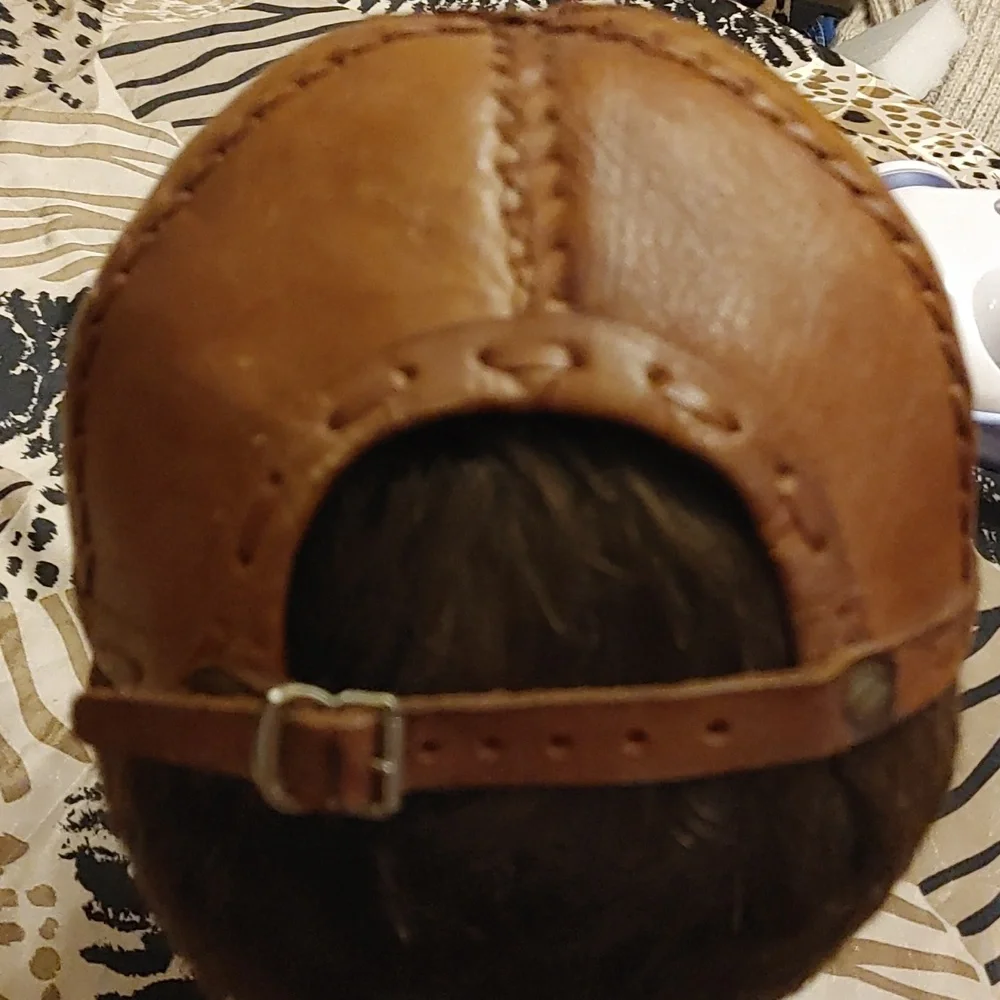 Vintage Leather Ball Cap - Picture 5 of 9